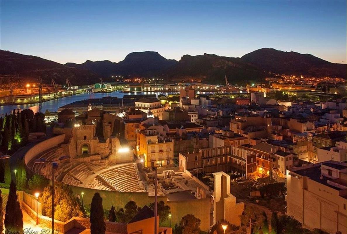 Centrum F Alicante Exteriér fotografie